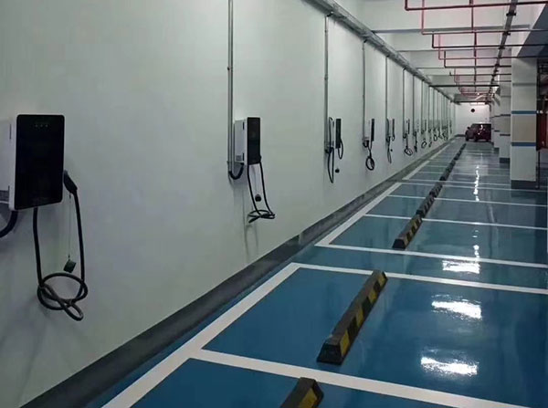 С������ͣ����-7KW�ڹҳ��׮����