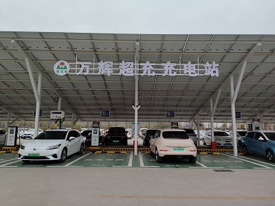 ɽ����Գ��׮